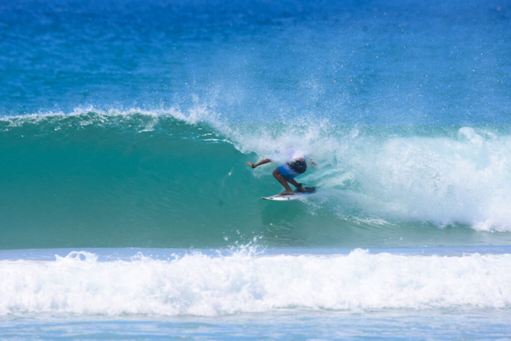 Barra do Furado vai sediar o Quissamã Surf Classic 2022, com mais de 200 atletas de quinta (6) a domingo (9)