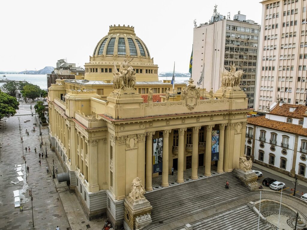 Alerj pode ter procuradoria especial da mulher