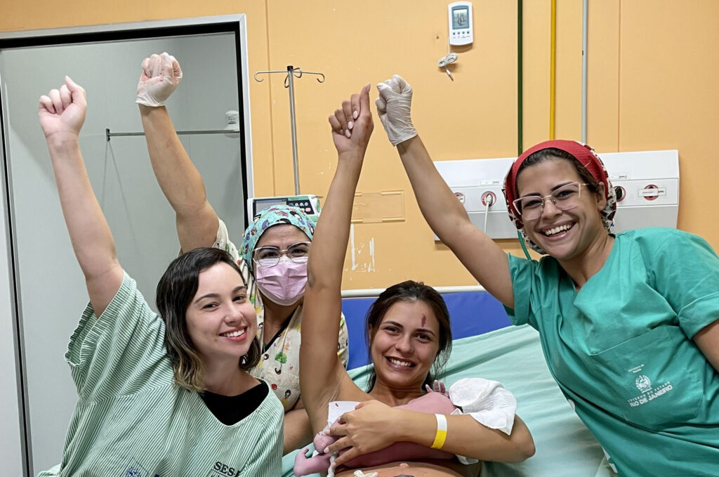 Partos normais superam cesarianas na rede estadual de saúde do Rio
