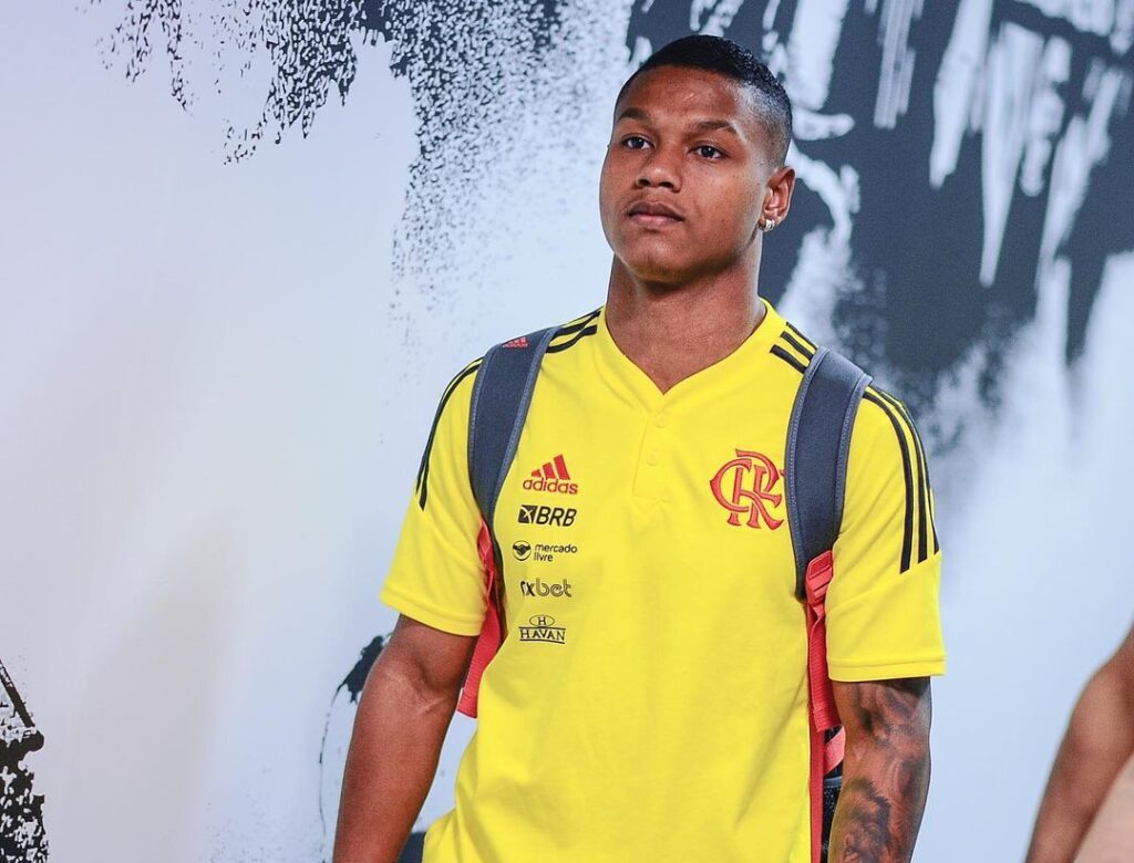Auditoria do Detran-RJ vê indícios de fraude em habilitação de Matheus França Matheus França, do Flamengo