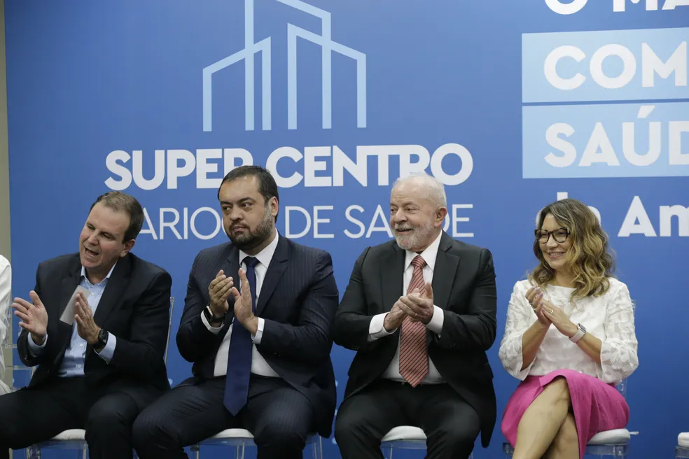 Lula no Rio hoje e sexta (11) para compromissos com Castro e Paes Foto: Domingos Peixoto