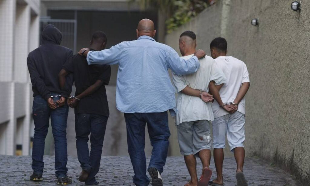Mais de três mil adolescentes foram apreendidos em Campos nos últimos dez anos Foto: Agência O Globo / Eduardo Naddar/ 23-08-2014