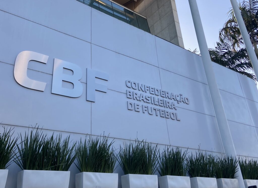 Eleição para a presidência da CBF é marcada para 25 de maio, véspera da apresentação de Ancelotti